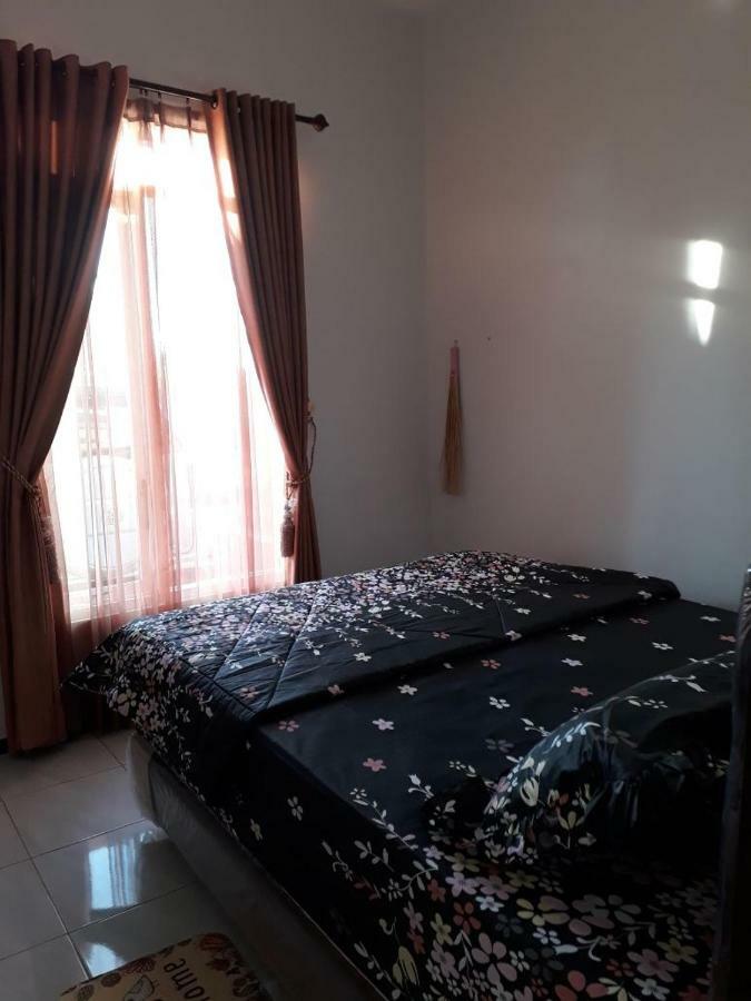 Villa Puncak Garuda A5 Batu  Εξωτερικό φωτογραφία