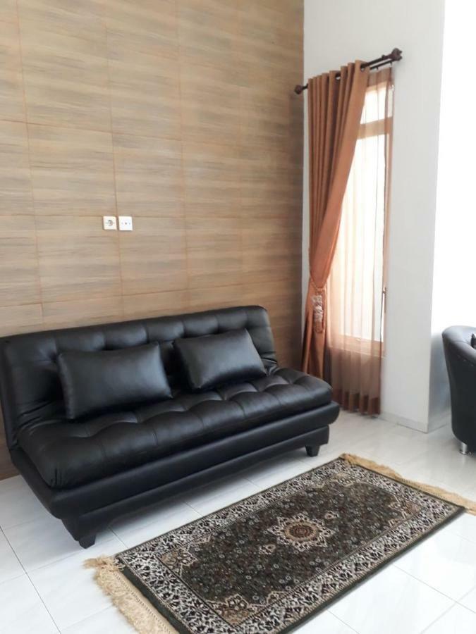 Villa Puncak Garuda A5 Batu  Εξωτερικό φωτογραφία